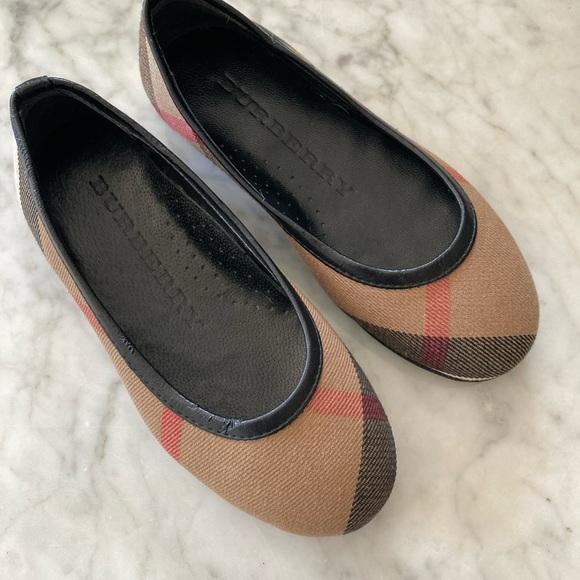 Burberry shoes